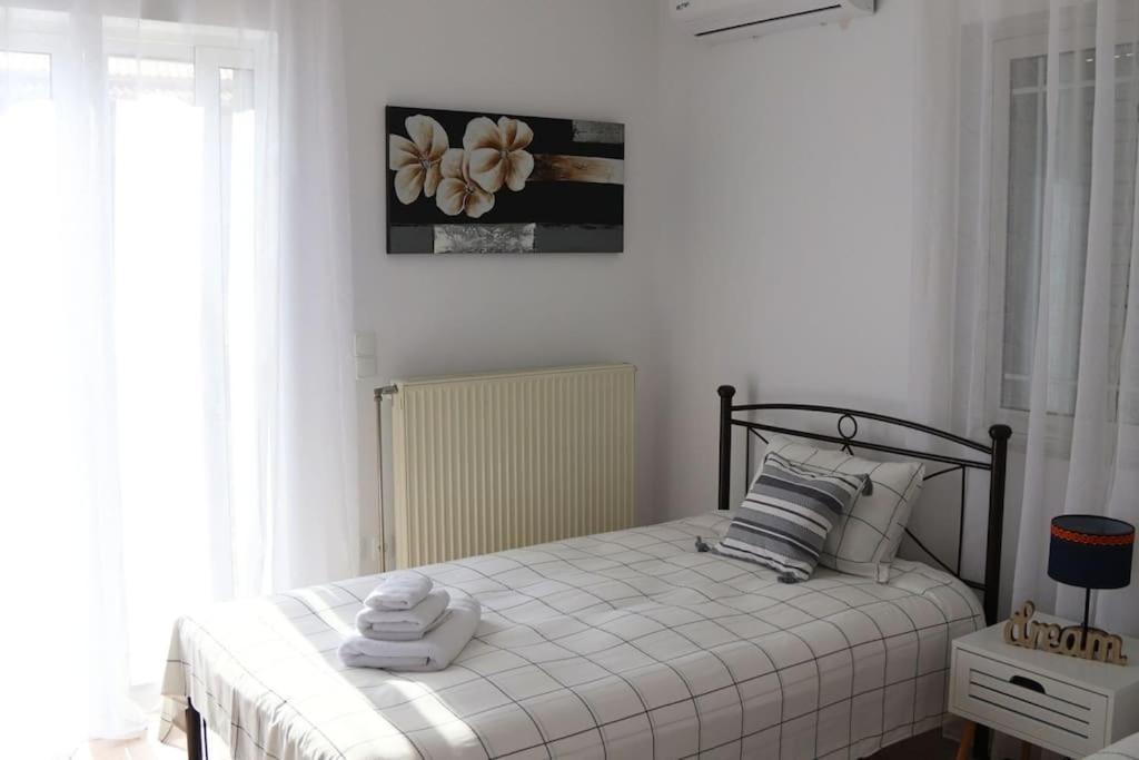 Вілла Fina'S House Corinth Екстер'єр фото