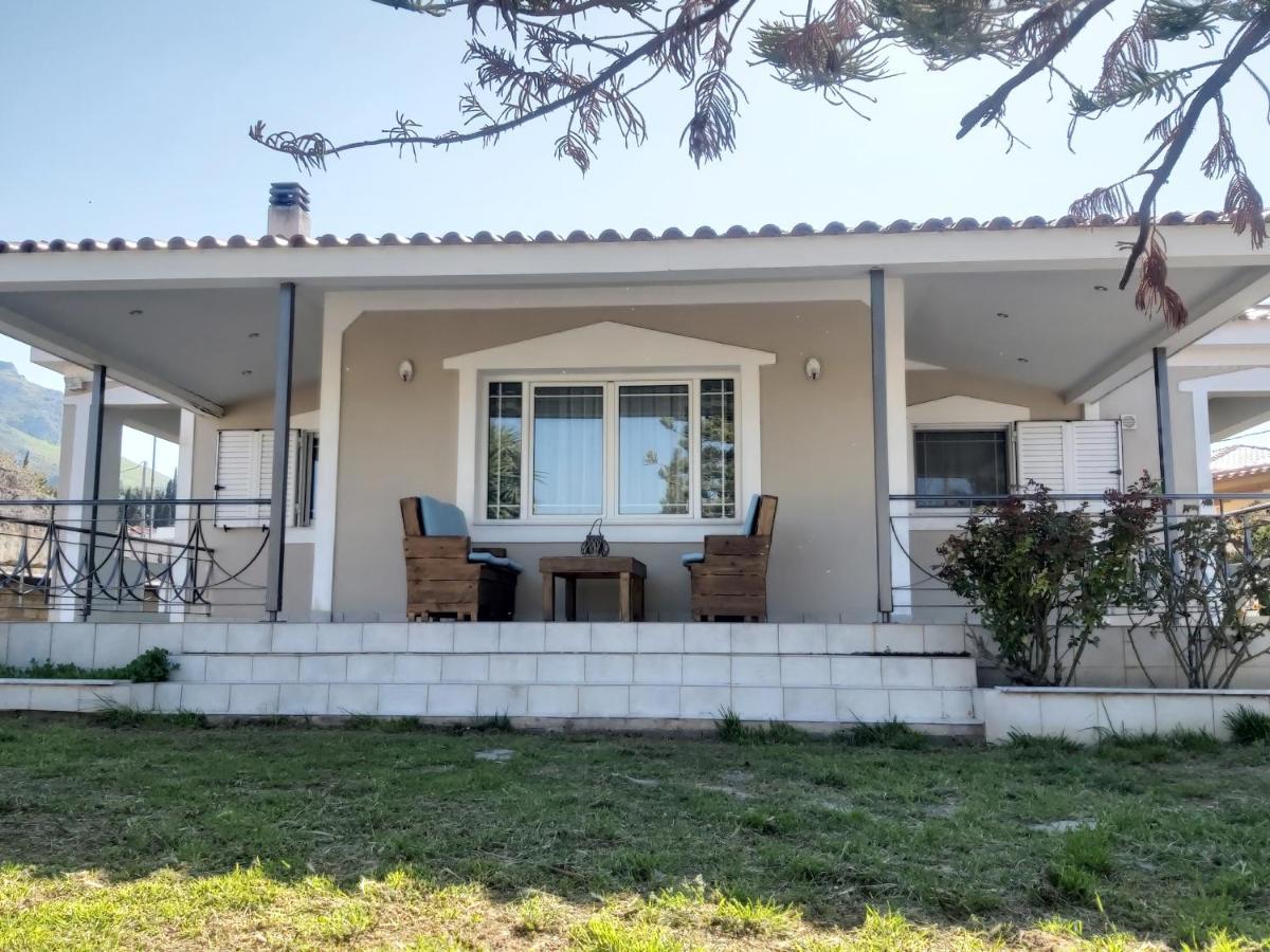 Вілла Fina'S House Corinth Екстер'єр фото